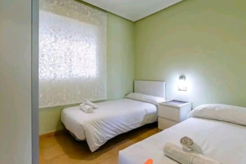 Bungalow Adaptado, Terraza Muy Grande Y Soleada. غران ألاكانت المظهر الخارجي الصورة